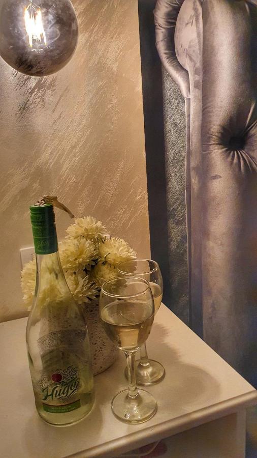 Castello Inn Smederevska Palanka エクステリア 写真