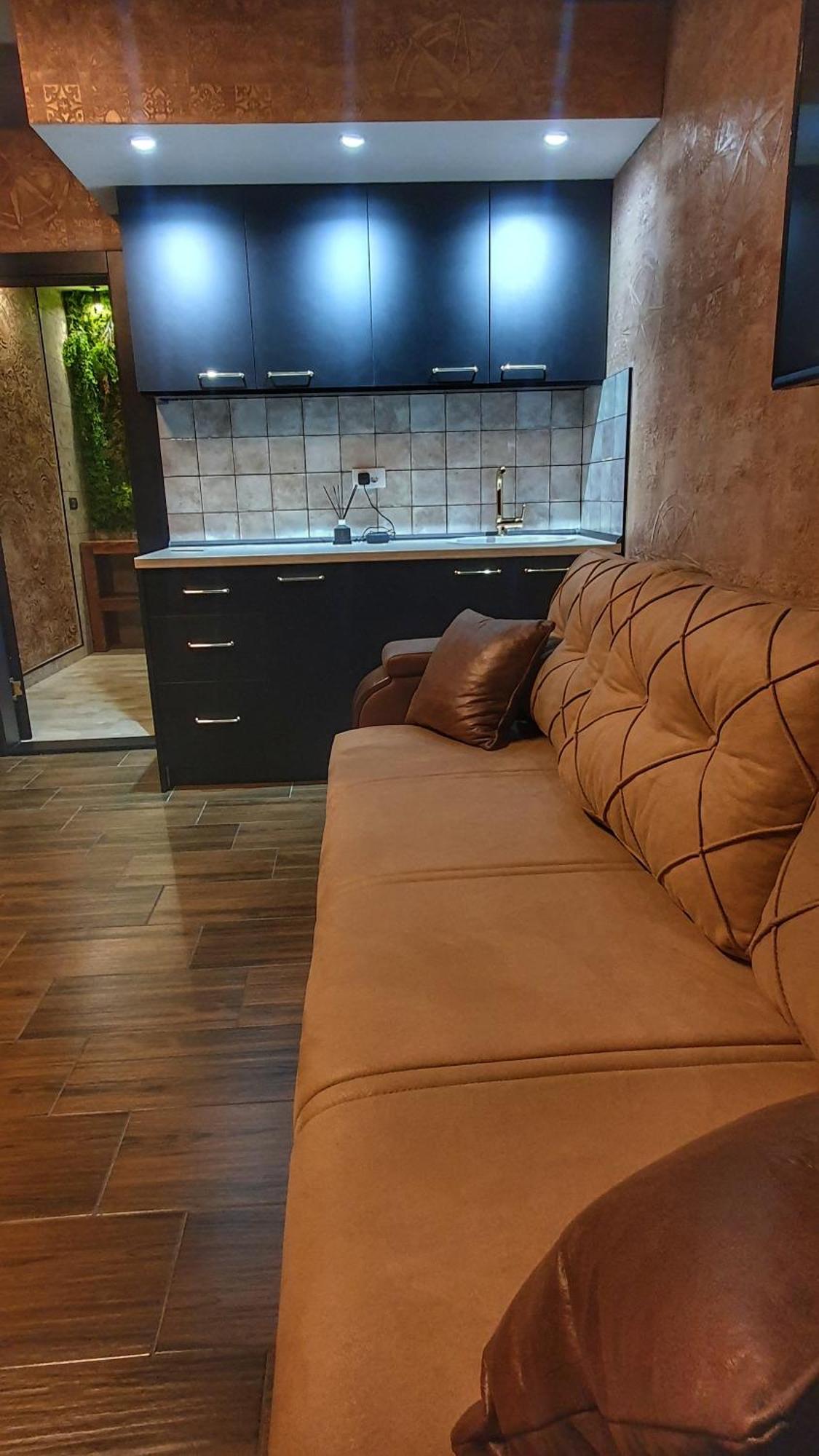 Castello Inn Smederevska Palanka エクステリア 写真